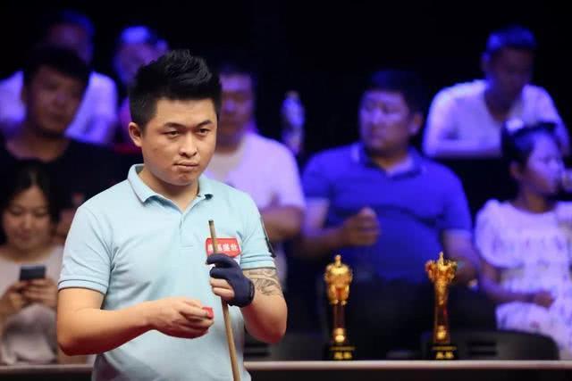 他在大力进 他在大力进