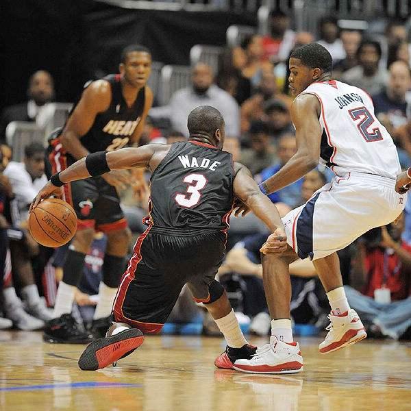 反击中完成 反击中完成